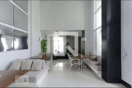 Apartamento para alugar com 39m², 1 quarto e 1 vaga Apartamento para alugar com 39m², 1 quarto e 1 vagaÁrea comum - Salão de festas