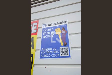 Casa à venda com 238m², 5 quartos e 2 vagas Casa à venda com 238m², 5 quartos e 2 vagasFachada - placa instalada