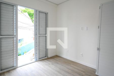 Quarto 2 de casa para alugar com 2 quartos, 84m² em Vila Gumercindo, São Paulo