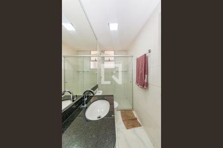 Apartamento para alugar com 70m², 3 quartos e 1 vaga Apartamento para alugar com 70m², 3 quartos e 1 vagaBanheiro Social