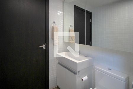 Apartamento para alugar com 55m², 1 quarto e 2 vagasBanheiro da Suite