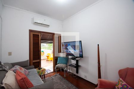 Casa à venda com 530m², 5 quartos e 8 vagasQuarto 3