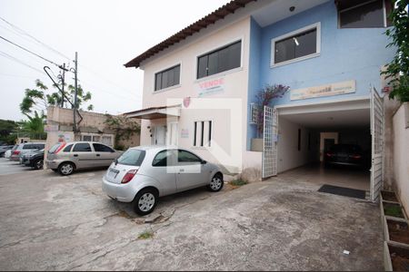 Casa à venda com 530m², 5 quartos e 8 vagasFachada