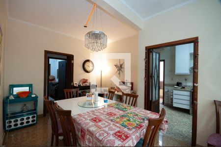 Casa à venda com 530m², 5 quartos e 8 vagasSala de Jantar