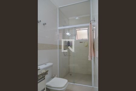 Casa à venda com 160m², 3 quartos e 4 vagasBanheiro da Suíte 2