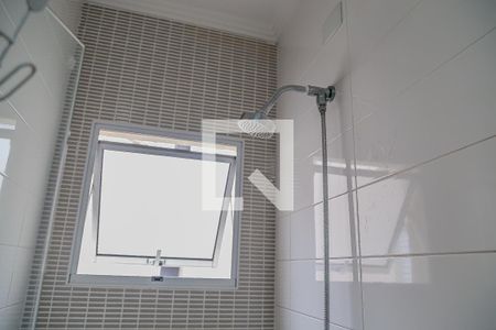 Casa à venda com 160m², 3 quartos e 4 vagasBanheiro da Suíte 1 - Chuveiro