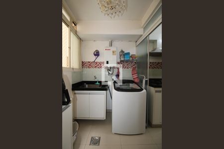 Apartamento à venda com 120m², 3 quartos e 2 vagasLavanderia