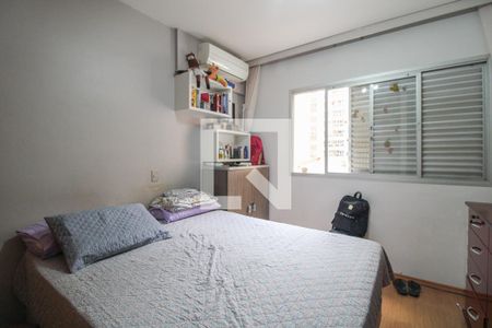 Apartamento à venda com 120m², 3 quartos e 2 vagasQuarto 2