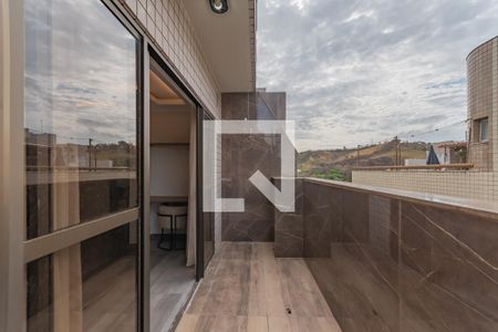 Apartamento à venda com 215m², 3 quartos e 2 vagasVaranda Suíte 2