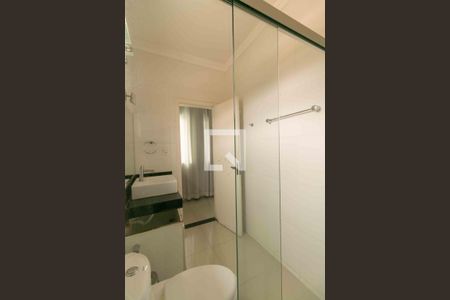 Casa à venda com 1000m², 5 quartos e 4 vagas Casa à venda com 1000m², 5 quartos e 4 vagasBanheiro da Suíte 3