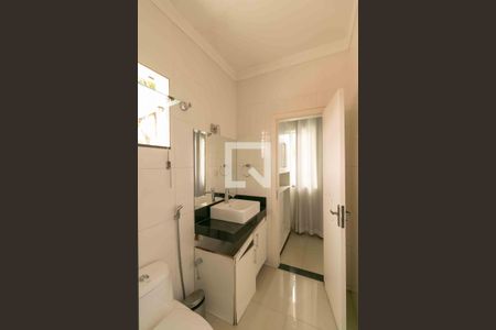 Casa à venda com 1000m², 5 quartos e 4 vagas Casa à venda com 1000m², 5 quartos e 4 vagasBanheiro da Suíte 3