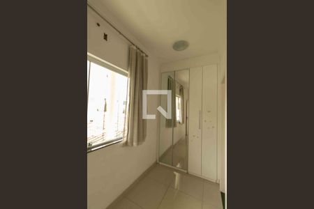 Casa à venda com 1000m², 5 quartos e 4 vagas Casa à venda com 1000m², 5 quartos e 4 vagasSuíte 2