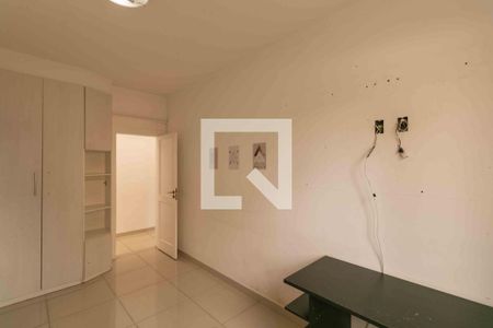 Casa à venda com 1000m², 5 quartos e 4 vagas Casa à venda com 1000m², 5 quartos e 4 vagasQuarto 1