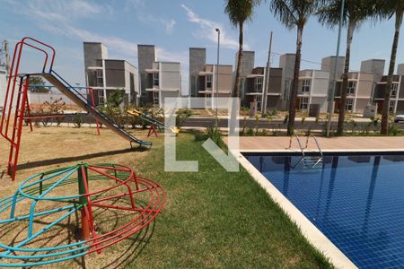 Casa de condomínio para alugar com 102m², 3 quartos e 2 vagasÁrea comum - Playground