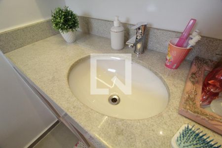 Casa de condomínio para alugar com 102m², 3 quartos e 2 vagasBanheiro da Suíte 1