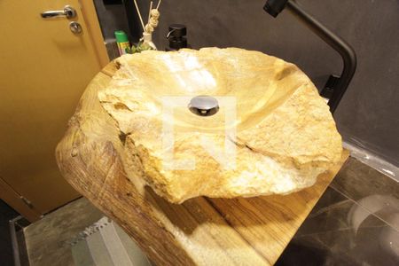 Casa de condomínio para alugar com 102m², 3 quartos e 2 vagasLavabo