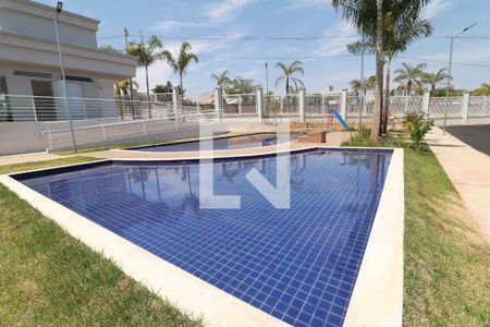 Casa de condomínio para alugar com 102m², 3 quartos e 2 vagasÁrea comum - Piscina