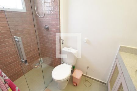 Casa de condomínio para alugar com 102m², 3 quartos e 2 vagasBanheiro da Suíte 1