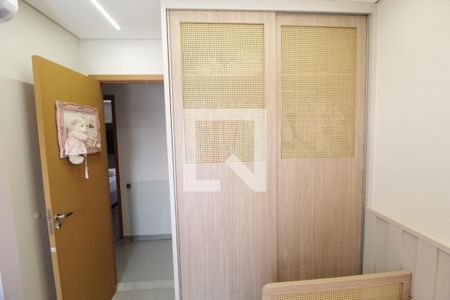 Casa de condomínio para alugar com 102m², 3 quartos e 2 vagasSuite 1