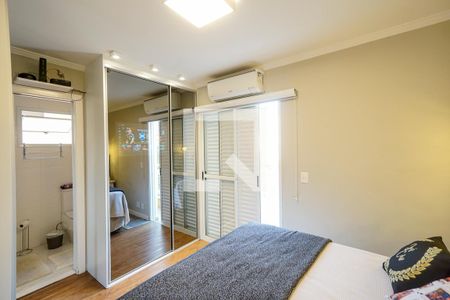 Casa de condomínio à venda com 165m², 3 quartos e 2 vagasSuíte