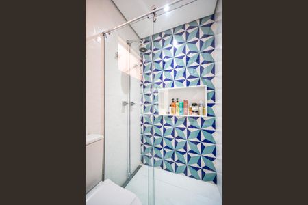 Casa de condomínio à venda com 165m², 3 quartos e 2 vagasBanheiro da suíte