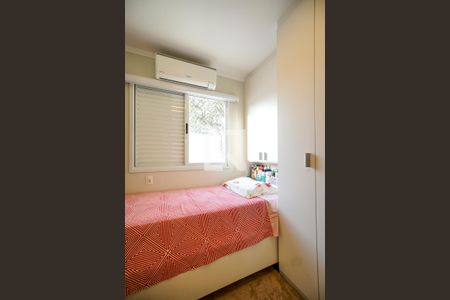 Casa de condomínio à venda com 165m², 3 quartos e 2 vagasQuarto 01