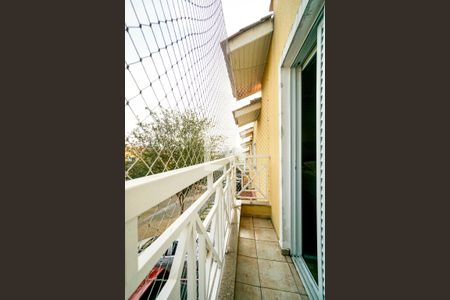 Casa de condomínio à venda com 165m², 3 quartos e 2 vagasVaranda da suíte