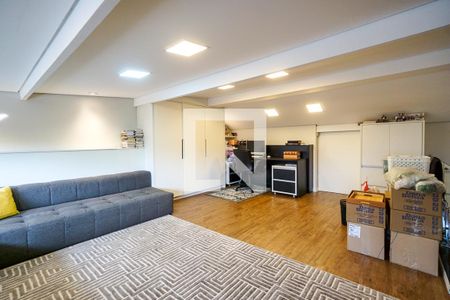 Casa de condomínio à venda com 165m², 3 quartos e 2 vagasSótão