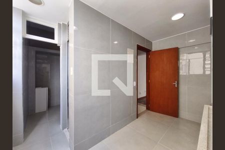 Apartamento para alugar com 90m², 3 quartos e sem vaga Apartamento para alugar com 90m², 3 quartos e sem vagaCozinha