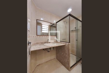 Apartamento para alugar com 90m², 3 quartos e sem vaga Apartamento para alugar com 90m², 3 quartos e sem vagaBanheiro Corredor