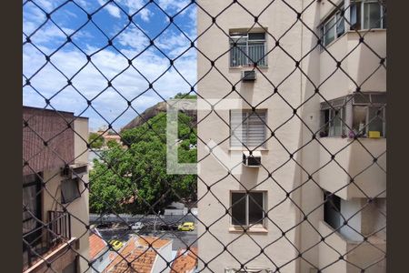 Apartamento para alugar com 90m², 3 quartos e sem vaga Apartamento para alugar com 90m², 3 quartos e sem vagaVista do Quarto 3