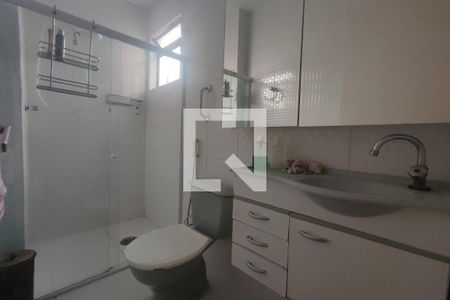 Apartamento à venda com 61m², 2 quartos e 1 vaga Apartamento à venda com 61m², 2 quartos e 1 vagaBanheiro