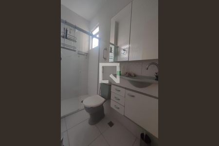 Apartamento à venda com 61m², 2 quartos e 1 vaga Apartamento à venda com 61m², 2 quartos e 1 vagaBanheiro
