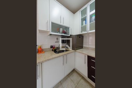 Apartamento à venda com 95m², 3 quartos e 3 vagas Apartamento à venda com 95m², 3 quartos e 3 vagasCozinha