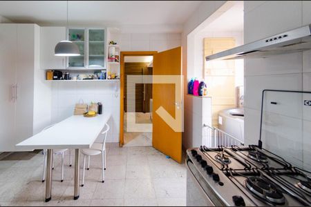 Apartamento à venda com 95m², 3 quartos e 3 vagas Apartamento à venda com 95m², 3 quartos e 3 vagasCozinha