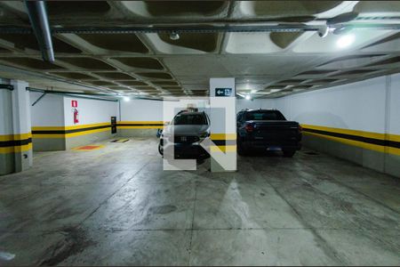 Apartamento à venda com 95m², 3 quartos e 3 vagas Apartamento à venda com 95m², 3 quartos e 3 vagasGaragem