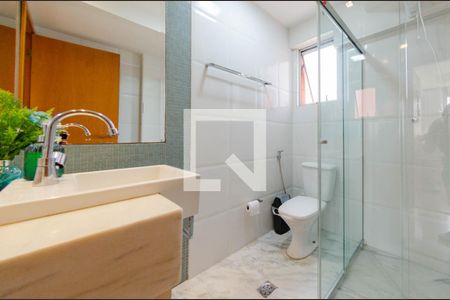 Apartamento à venda com 95m², 3 quartos e 3 vagas Apartamento à venda com 95m², 3 quartos e 3 vagasBanheiro