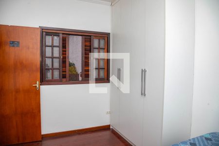 Casa à venda com 313m², 4 quartos e 3 vagas Casa à venda com 313m², 4 quartos e 3 vagasQuarto 4