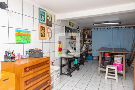 Casa à venda com 313m², 4 quartos e 3 vagas Casa à venda com 313m², 4 quartos e 3 vagasSalão