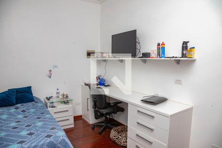 Casa à venda com 313m², 4 quartos e 3 vagas Casa à venda com 313m², 4 quartos e 3 vagasQuarto 4