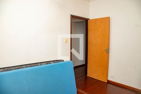 Casa à venda com 313m², 4 quartos e 3 vagas Casa à venda com 313m², 4 quartos e 3 vagasQuarto 2