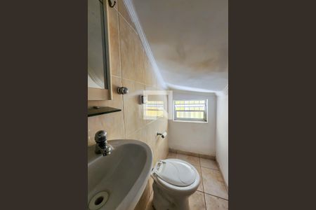 Casa à venda com 160m², 2 quartos e 2 vagasLavabo 