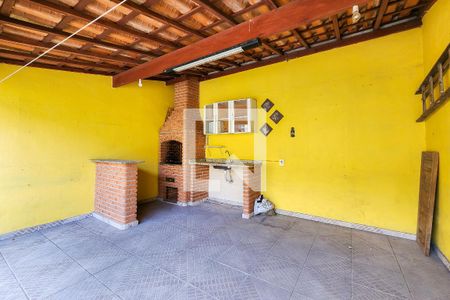 Casa à venda com 160m², 2 quartos e 2 vagasQuintal 