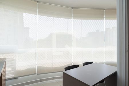 Apartamento para alugar com 39m², 1 quarto e 1 vagaVaranda