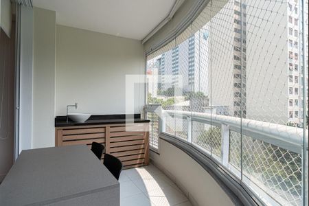 Apartamento para alugar com 39m², 1 quarto e 1 vagaVaranda