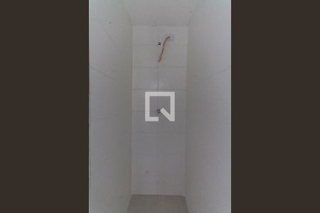 Apartamento à venda com 40m², 2 quartos e sem vaga Apartamento à venda com 40m², 2 quartos e sem vagaBanheiro