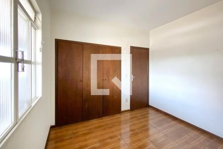 Quarto  de casa para alugar com 3 quartos, 344m² em Nova Vista, Belo Horizonte