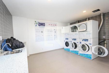 Studio à venda com 28m², 1 quarto e sem vaga Studio à venda com 28m², 1 quarto e sem vagaLavanderia