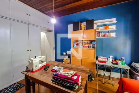 Casa à venda com 150m², 3 quartos e sem vaga Casa à venda com 150m², 3 quartos e sem vagaQuarto 1