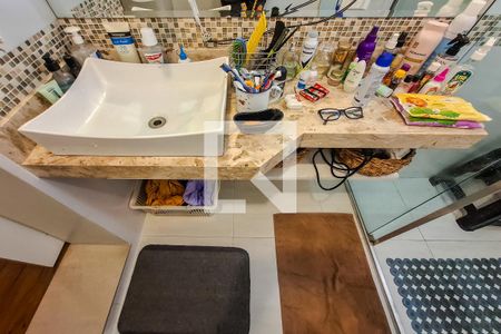 Casa à venda com 150m², 3 quartos e sem vaga Casa à venda com 150m², 3 quartos e sem vagaQuarto 2 - suite